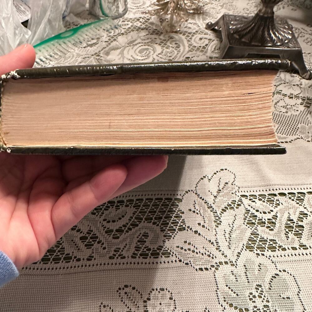 The Living Bible Paraphrased TYNDALE VTG Hardcover Green Faux Leather 1973 *Read - Picture 4 of 14